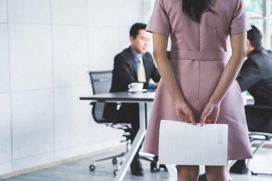 Likwidacja stanowiska pracy i jej wpływ na pracownika w praktyce